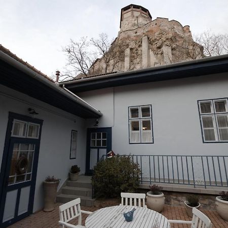 Ister Guesthouse Естергом Екстериор снимка