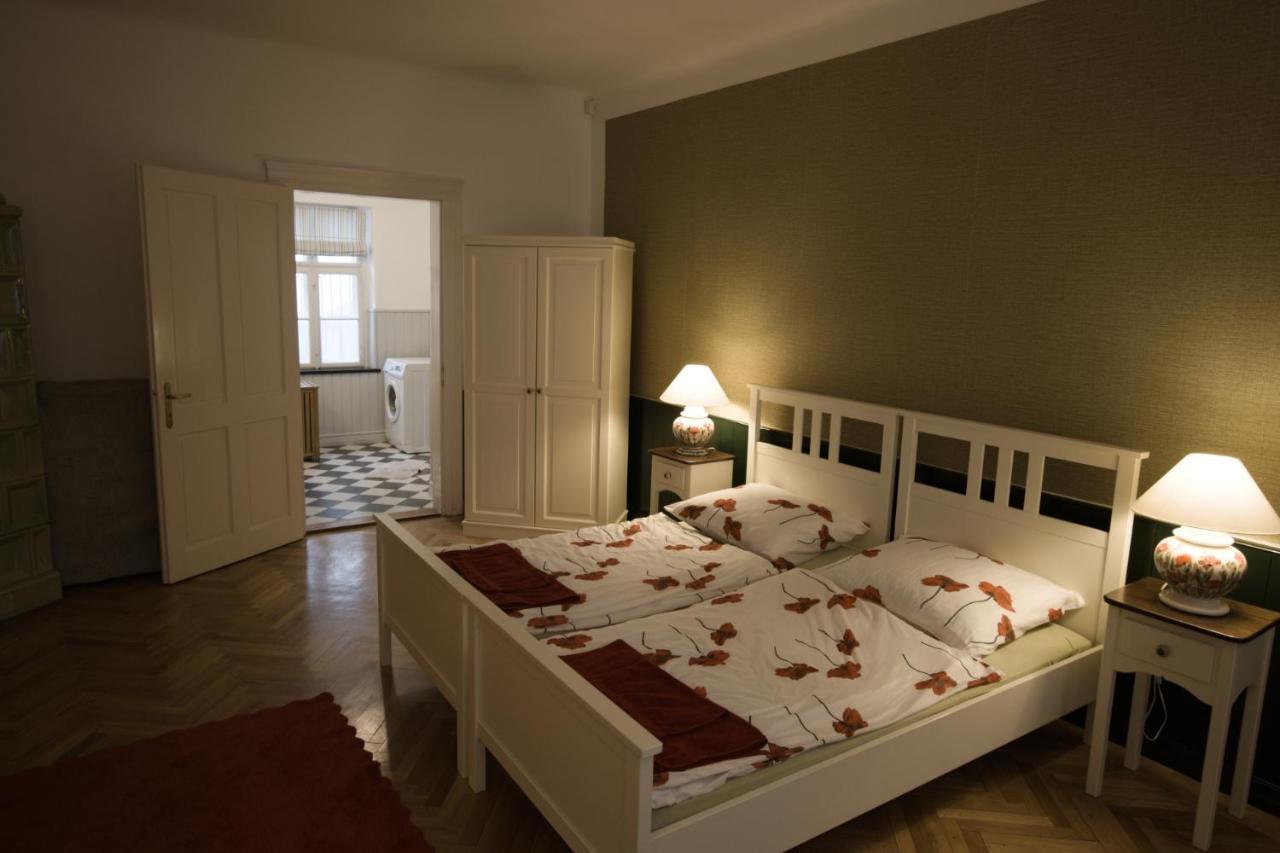 Ister Guesthouse Естергом Екстериор снимка