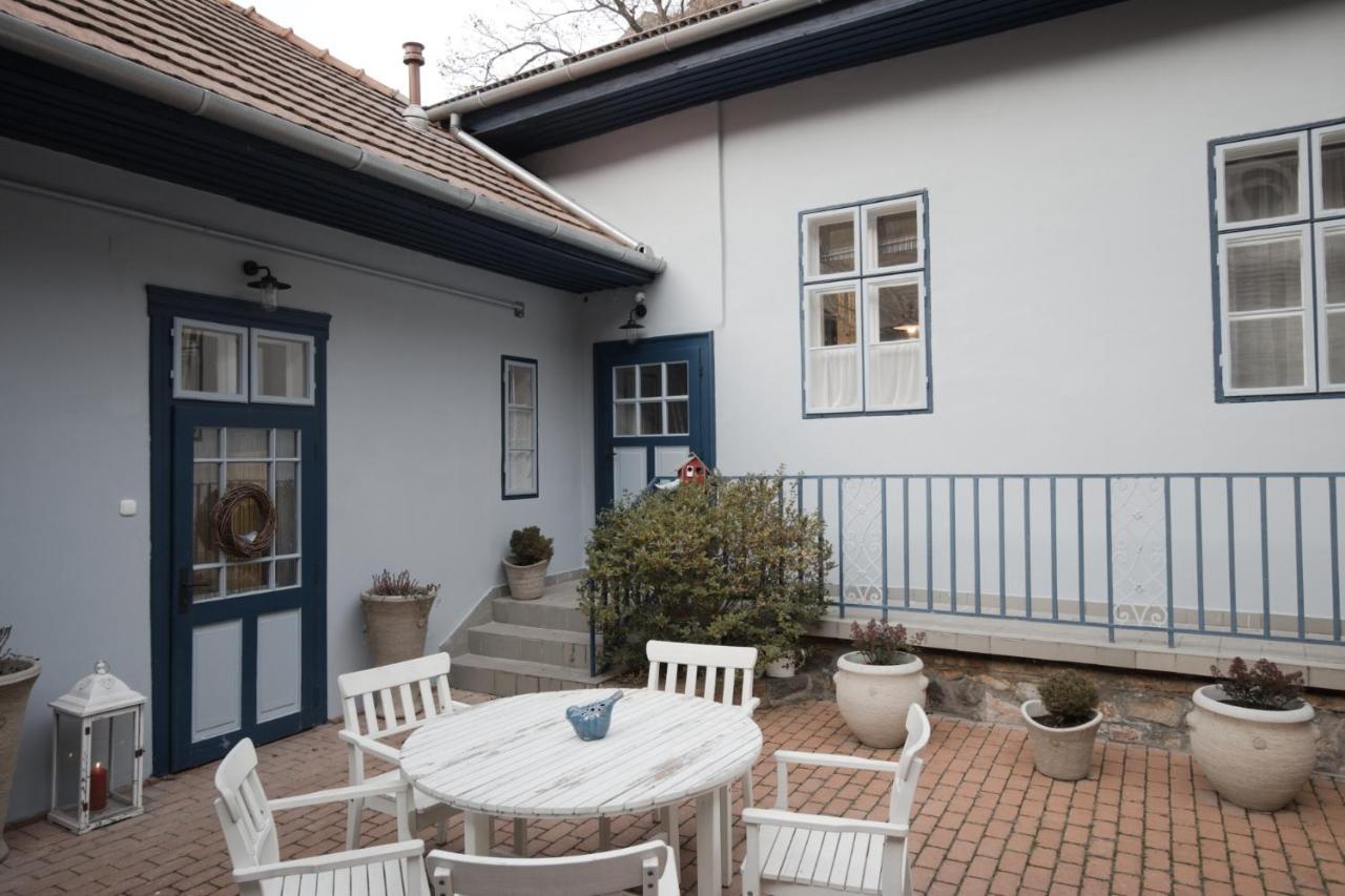 Ister Guesthouse Естергом Екстериор снимка