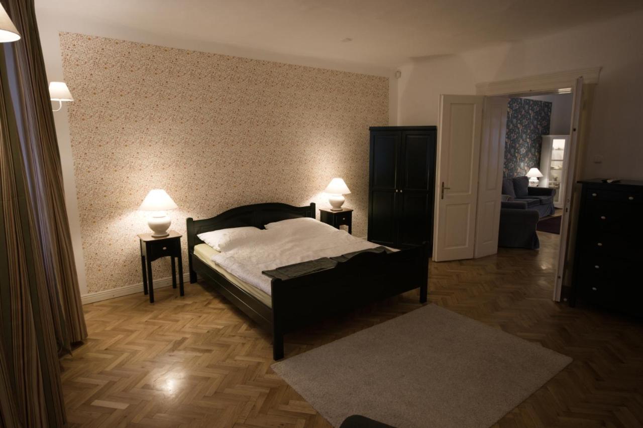 Ister Guesthouse Естергом Екстериор снимка