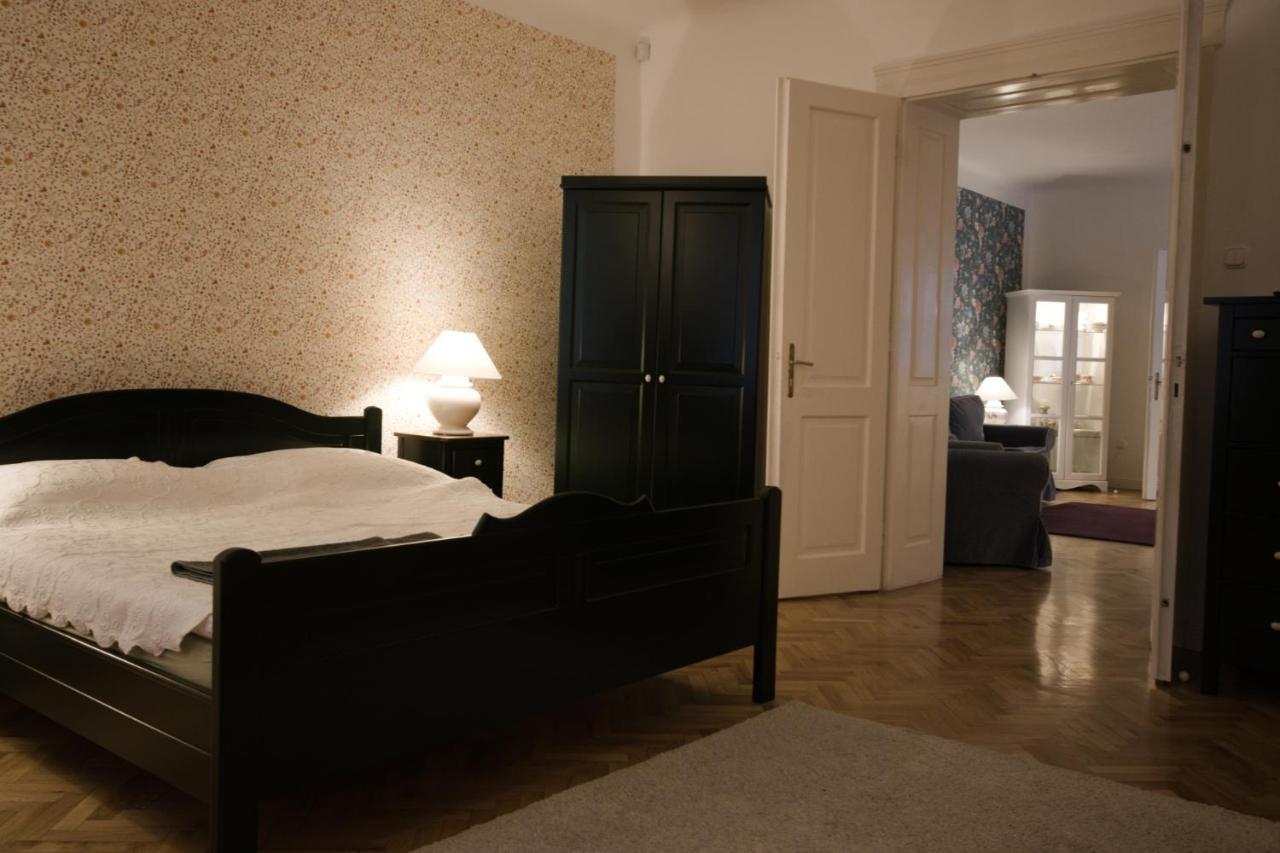 Ister Guesthouse Естергом Екстериор снимка