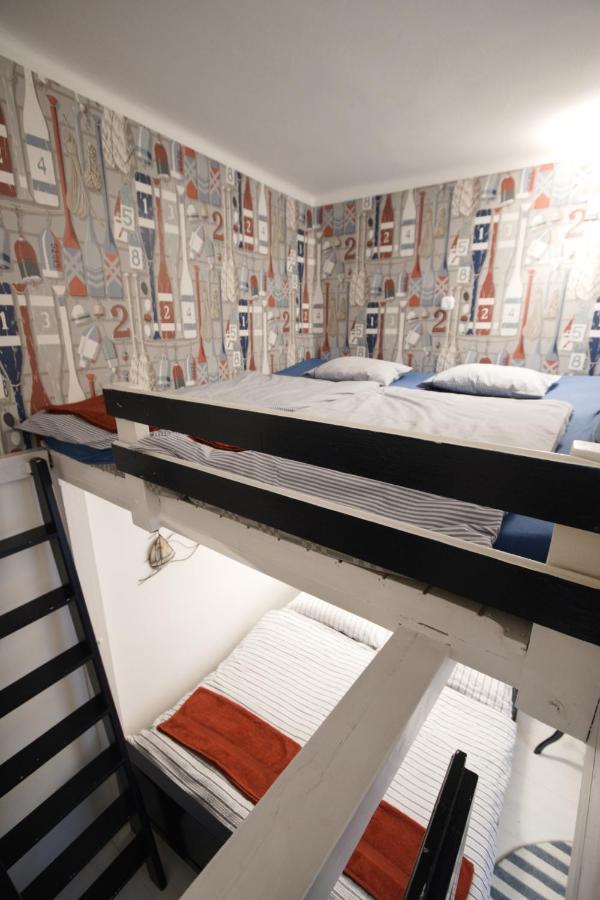Ister Guesthouse Естергом Екстериор снимка