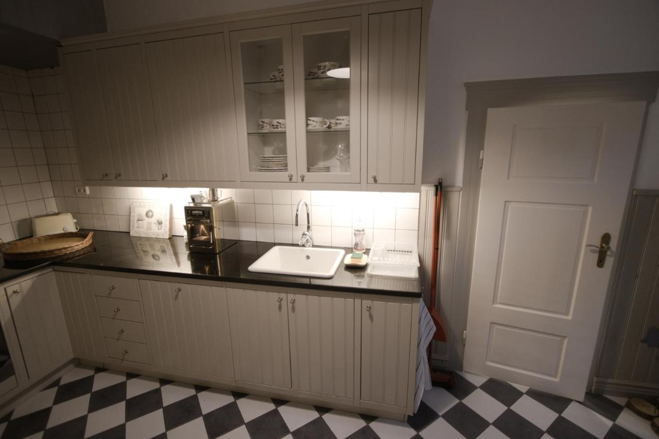 Ister Guesthouse Естергом Екстериор снимка