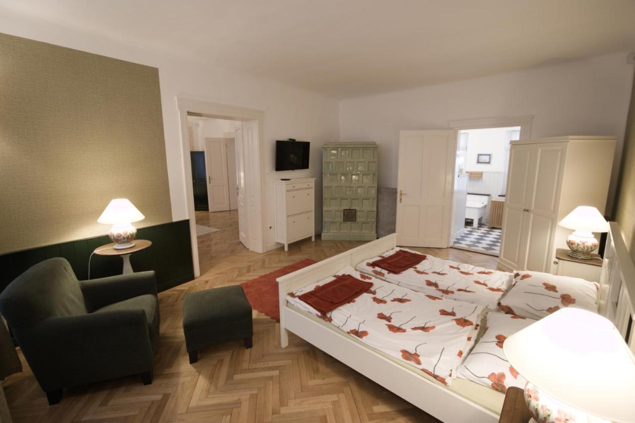 Ister Guesthouse Естергом Екстериор снимка